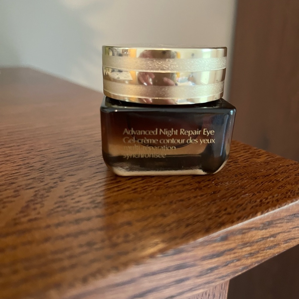 Estée Lauder Advanced Night Repair Eye Supercharged Gel-Crème - Picture 4 of 4